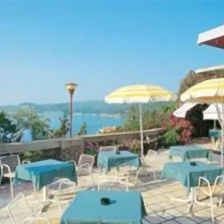 L'oasi Hotel