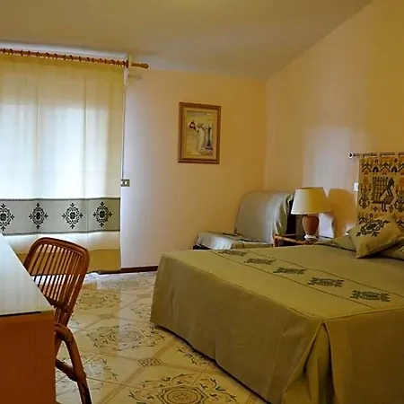 L'oasi Hotel 3*