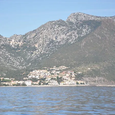 Hotel L'oasi 3*